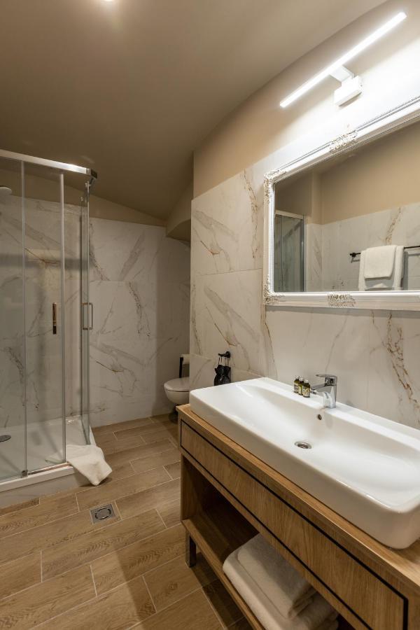 Ar Apartament *